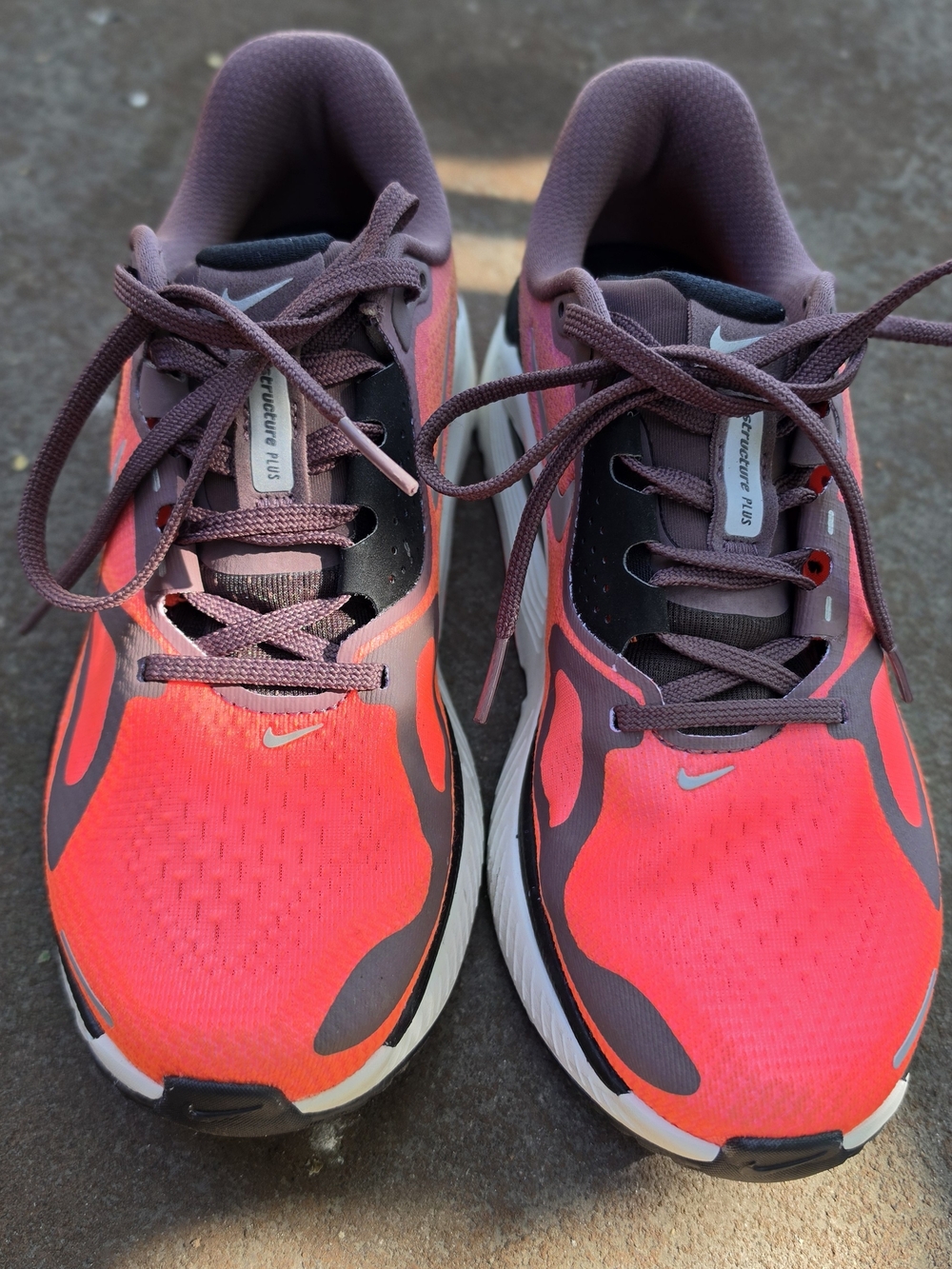 Nike Women’s Athletic Sneakers in Bright Coral and Plum